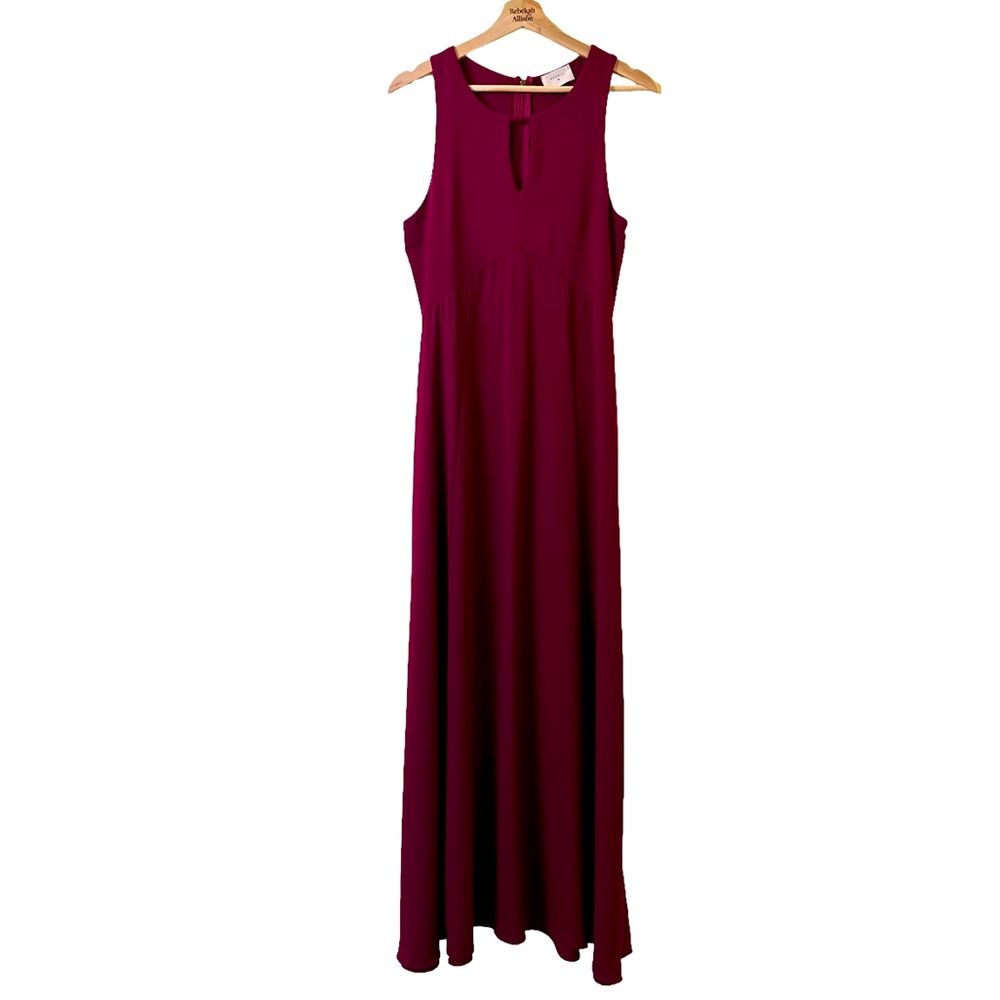 Everly Maroon / Burgundy Long Sleeveless Gown Dress in Size Medium